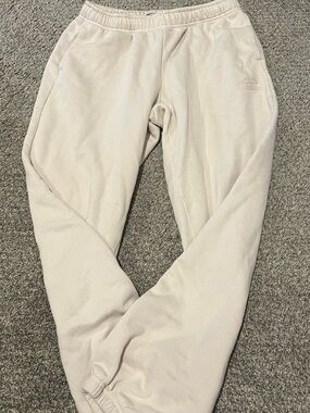 Reebok Women Cream Sweatpants
